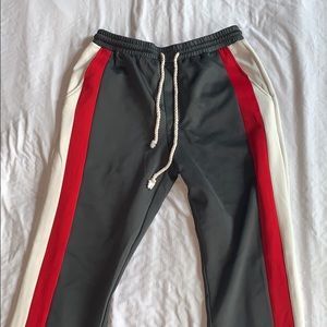 Used Lord & Taylor Mens Trendy Sweat Pants!